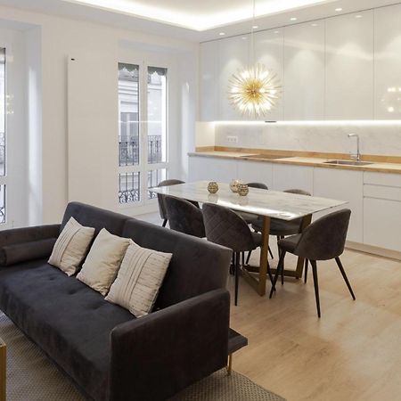 ローマElegant Retreat In City Centerアパートメント エクステリア 写真